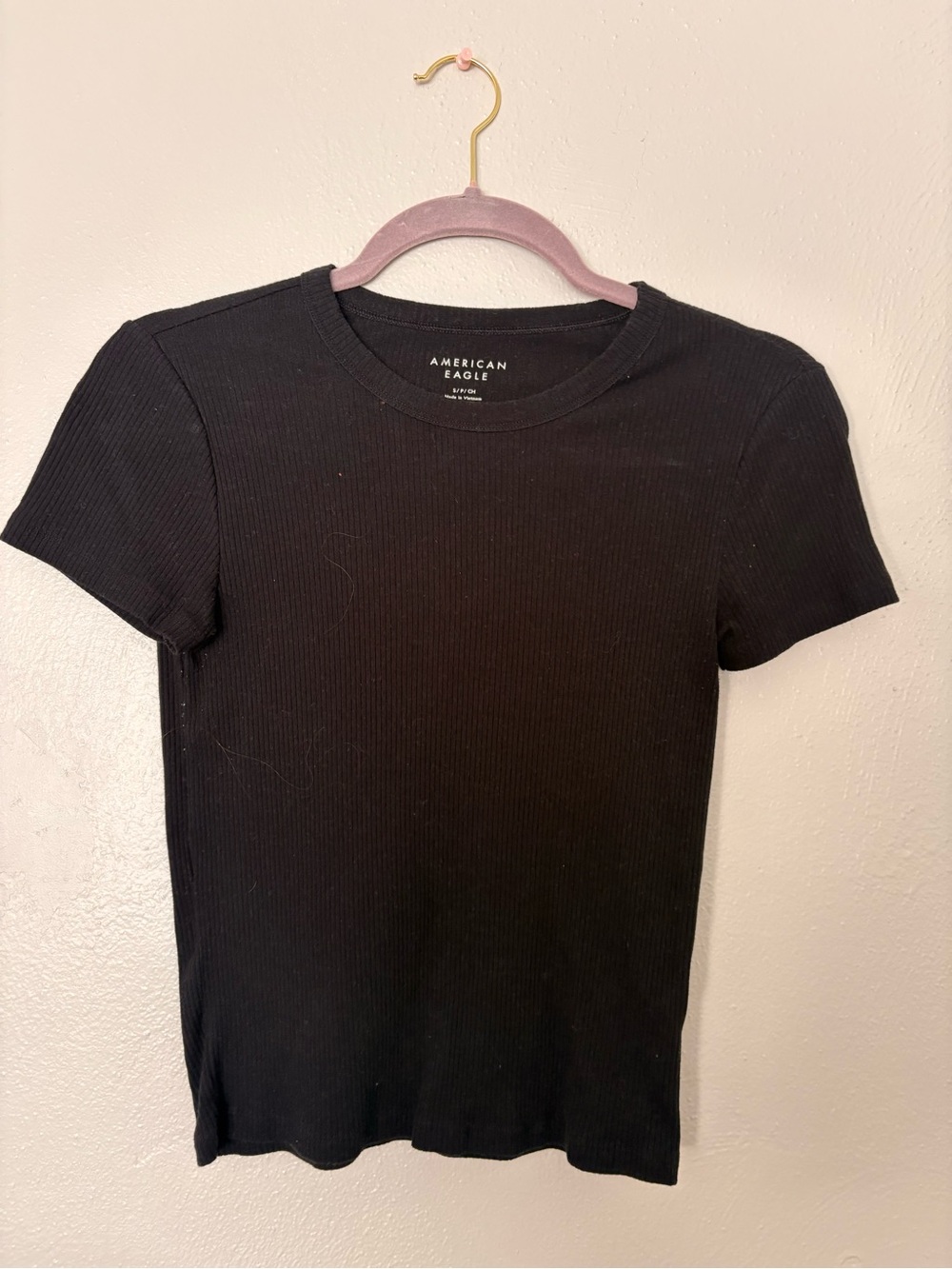 American Eagle Outfitters Women’s Black Ribbed Crewneck T‑Shirt